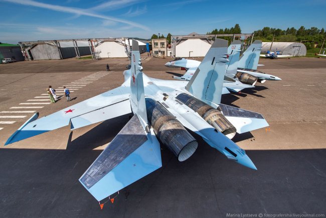 Как производят истребители Су-35