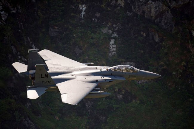 Необычный взгляд на истребитель F-15E Strike Eagle
